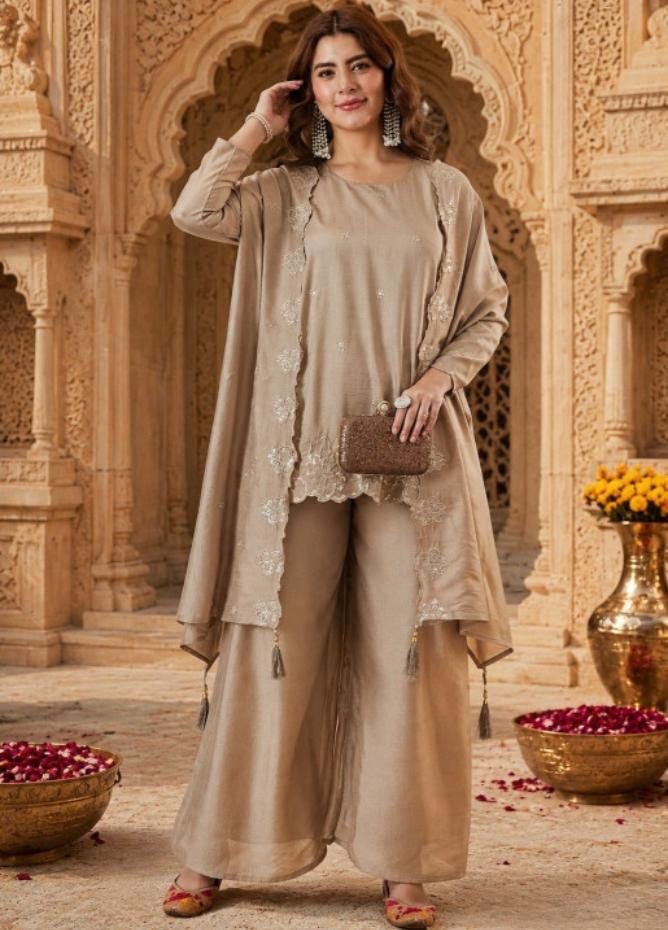 Women Regular Kurti with Pyjamas & With Dupatta